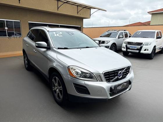 VOLVO XC60 2.0 T5 DYNAMIC FWD TURBO GASOLINA 4P AUTOMÁTICO